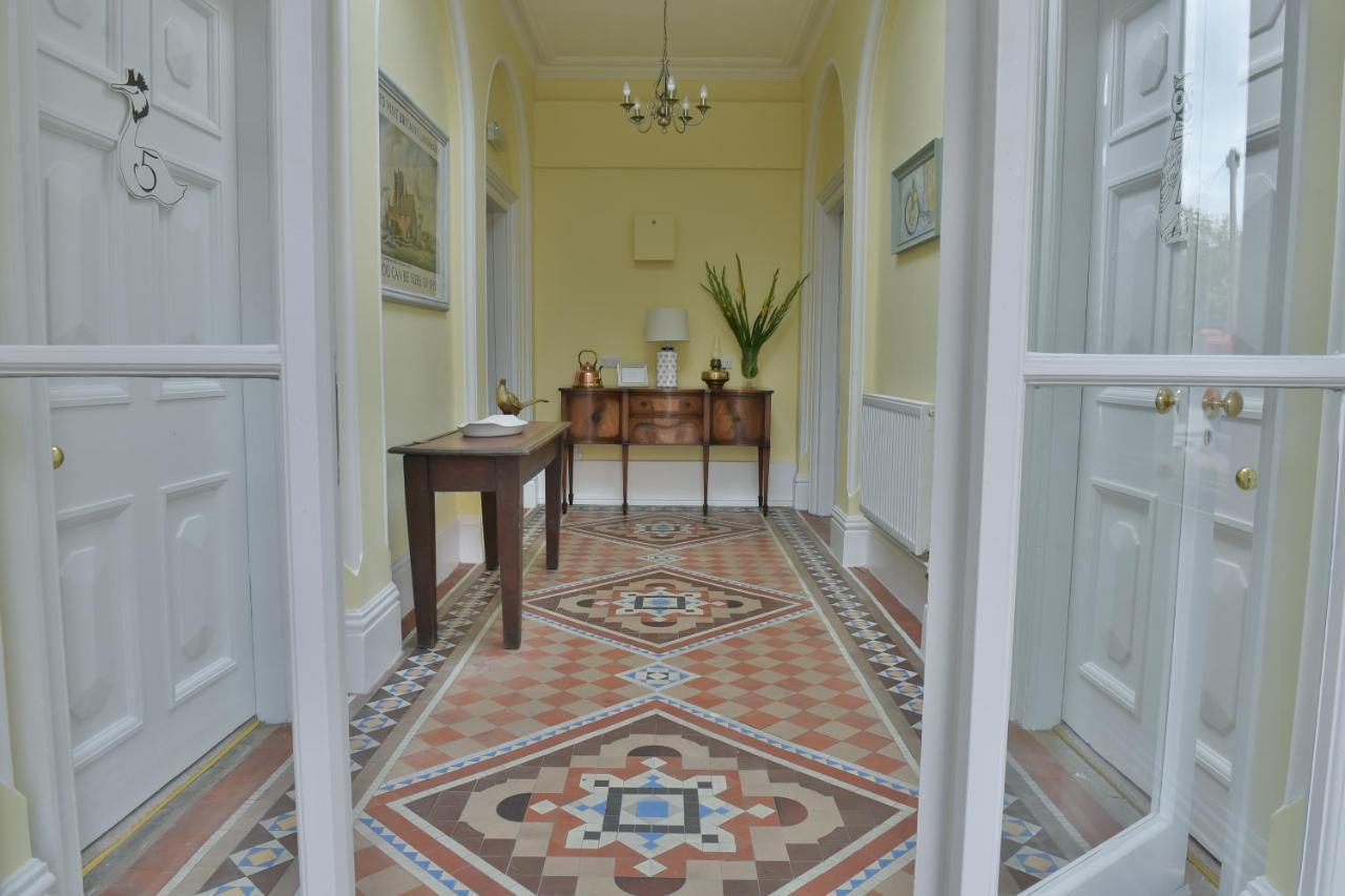 Bed and Breakfast The Loddon Swan Esterno foto