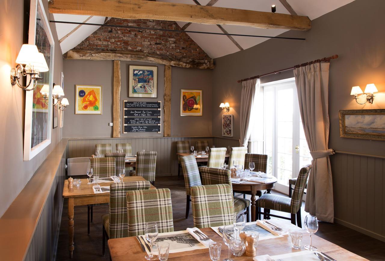 Bed and Breakfast The Loddon Swan Esterno foto